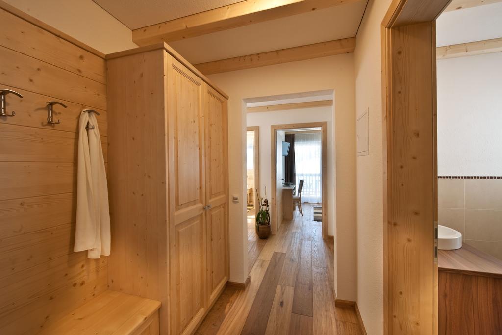 Ciasa Sunara Kolfuschg Zimmer foto